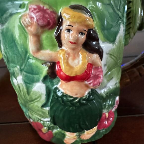 KCCO Ltd Hawaii 3-D Hand-painted Hula Girl Palm Tree Coffee Tea Mug Collectible - Picture 4 of 11